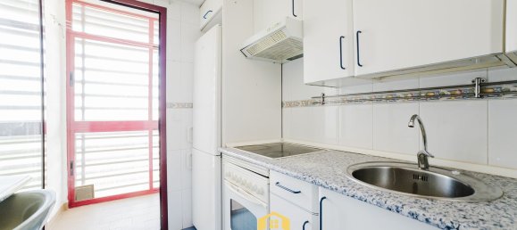 4 bedrooms Apartment in Madrid, Spain No. 137613 7