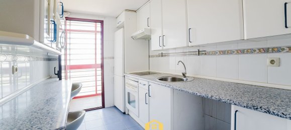 4 bedrooms Apartment in Madrid, Spain No. 137613 4