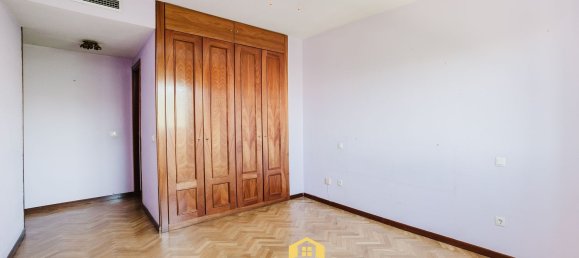 4 bedrooms Apartment in Madrid, Spain No. 137613 19