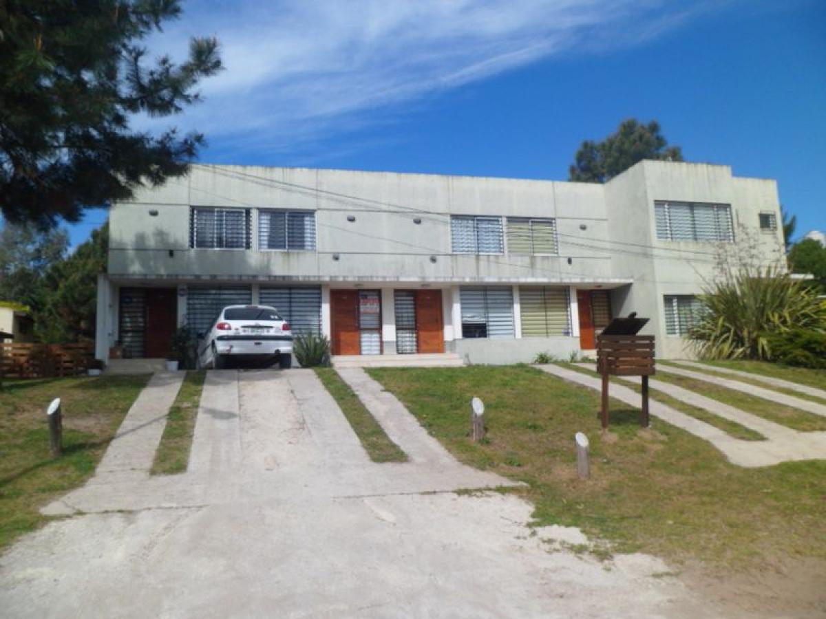 2 bedrooms Apartment in Mar del Plata, Argentina No. 77710