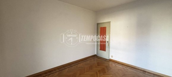 2 bedrooms Apartment in Cuorgnè, Italy No. 170568 7
