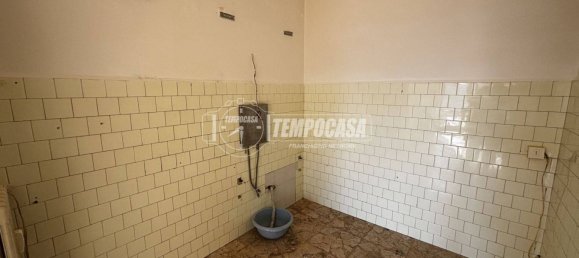 2 bedrooms Apartment in Cuorgnè, Italy No. 170568 4