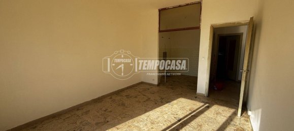 2 bedrooms Apartment in Cuorgnè, Italy No. 170568 3