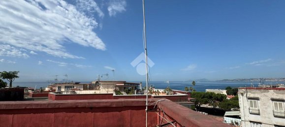 Квартира с 4 комнатами в Портичи, Италия № 110524 34