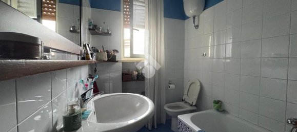 Квартира с 4 комнатами в Портичи, Италия № 110524 18