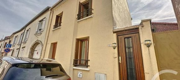 Casa de 3 dormitorios en Val-d'Oise, France No. 359398 13