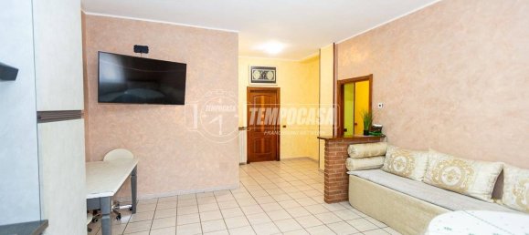 3 Schlafzimmer Wohnung in Caravaggio, Italy, Nr. 140252 10
