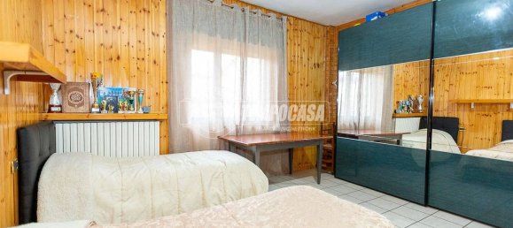 3 Schlafzimmer Wohnung in Caravaggio, Italy, Nr. 140252 2