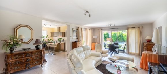 3 bedrooms House in Tosse, France No. 352819 2