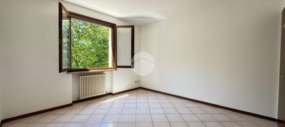 3 rooms Apartment in Curtatone, Italy No. 338419 9