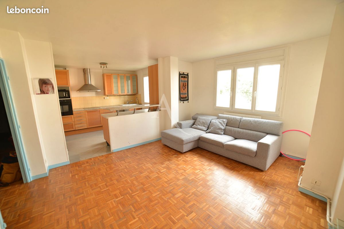 2 Schlafzimmer Wohnung in Fontenay-sous-Bois, France, Nr. 173943