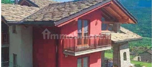 2 bedrooms Apartment in Quart, Italy No. 297743 4