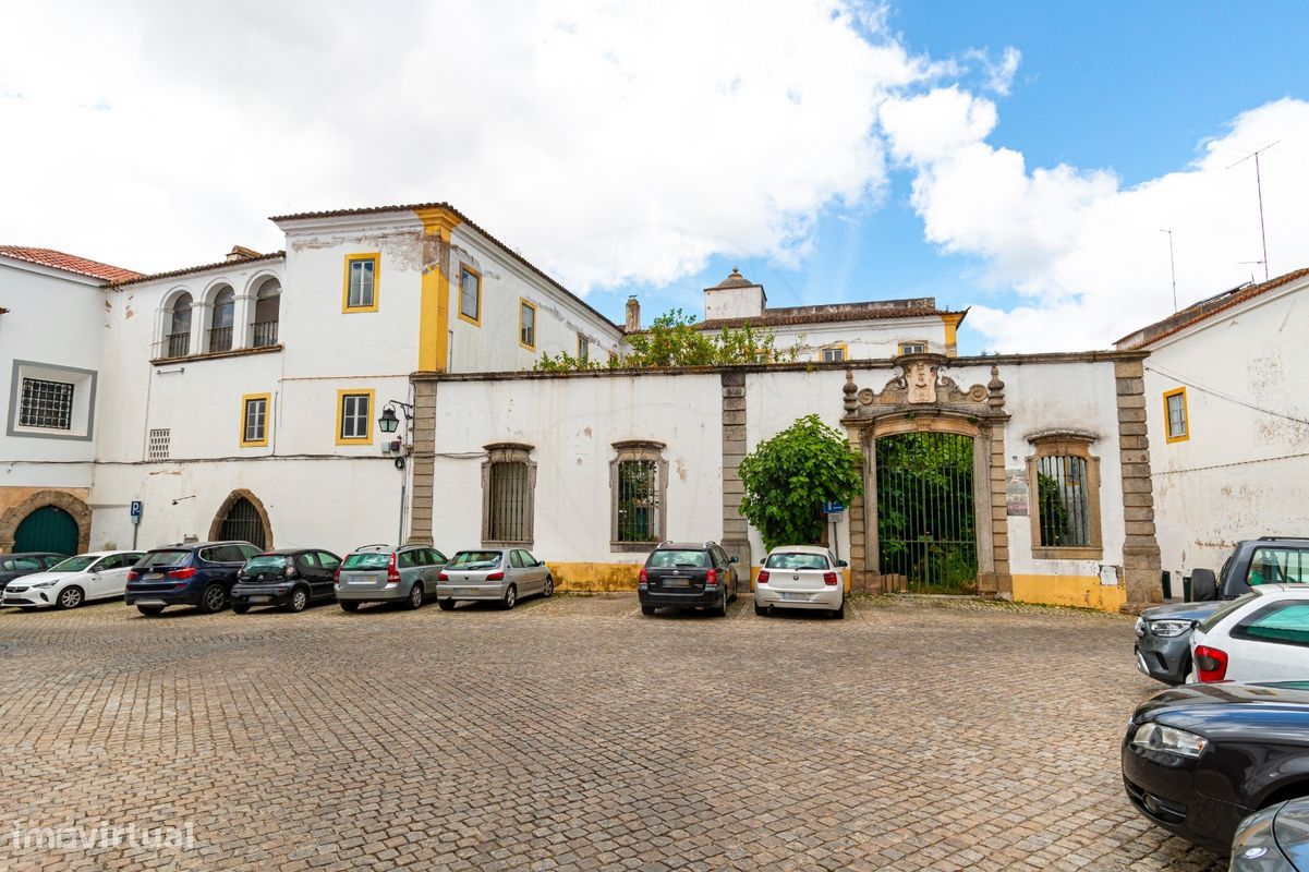9 bedrooms Building in Evora, Portugal No. 140171