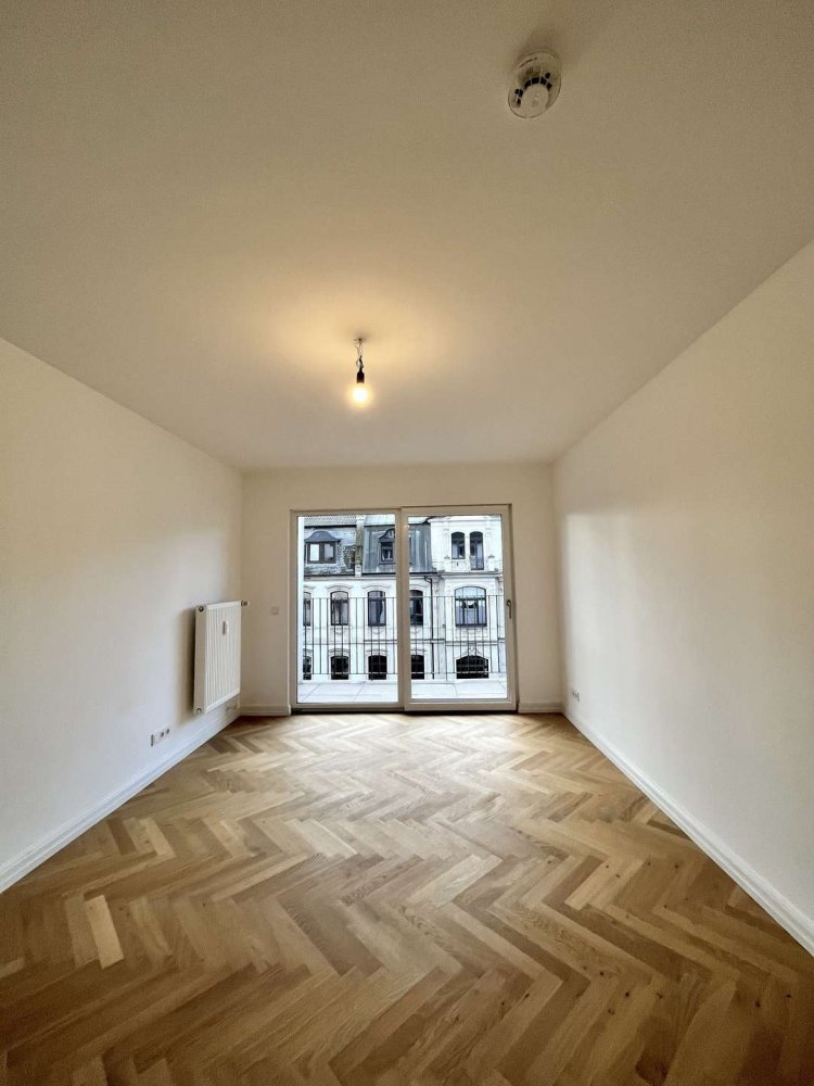 Apartamento de 3 divisões em Frankfurt am Main, Germany N.º 108418