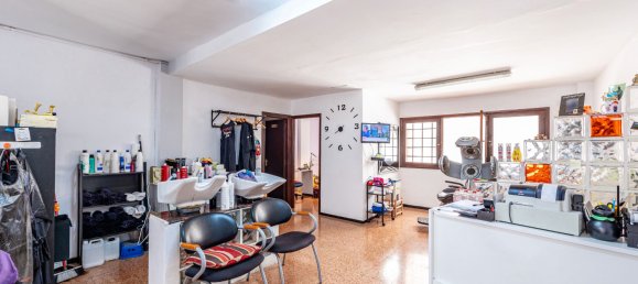 Imóvel comercial em Las Palmas De Gran Canaria, Spain 66 m² N.º 178543 5