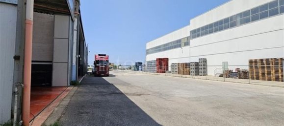 Склад 1500м² в Сабаудия, Италия № 373011 20