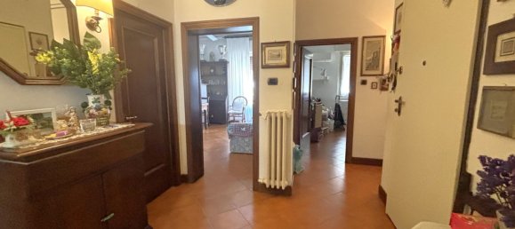 5 bedrooms Apartment in Florence, Italy No. 315942 7