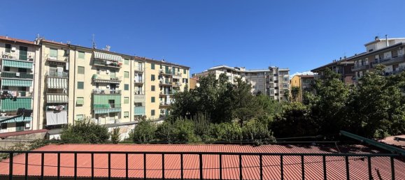 5 bedrooms Apartment in Florence, Italy No. 315942 3