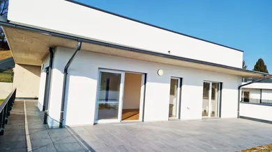 Квартира с 3 комнатами в Мариатрост, Австрия № 213651