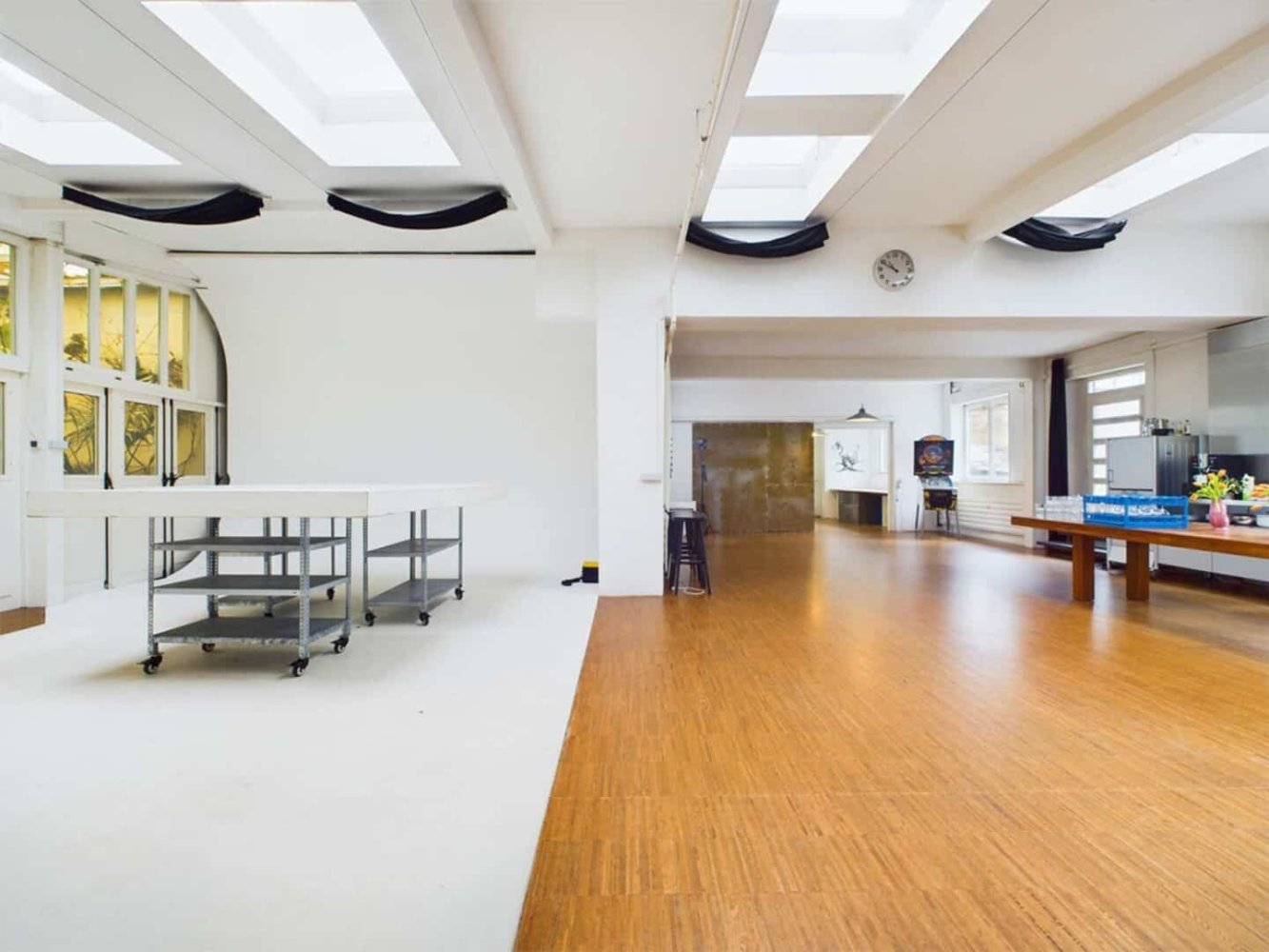  عقار تجاري في Stuttgart, Germany 424متر مربع رقم 60495