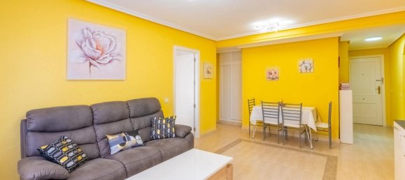 Apartamento de 2 dormitorios en Torrevieja, Spain No. 142318 3