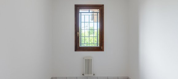 6 Schlafzimmer Villa in Argelato, Italy, Nr. 334803 22