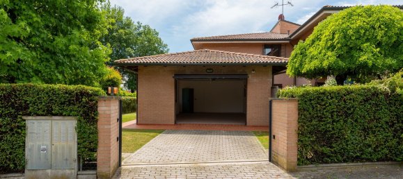 6 Schlafzimmer Villa in Argelato, Italy, Nr. 334803 34