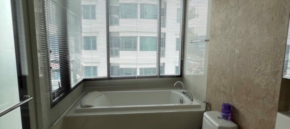 Condominio de 1 dormitorio en Bright Sukhumvit 24 Bangkok, Thailand No. 31653 2