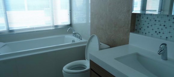 Condominio de 1 dormitorio en Bright Sukhumvit 24 Bangkok, Thailand No. 31653 3