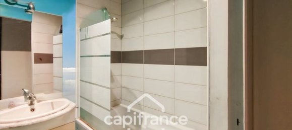 130m² Commercial property in Villeneuve-sur-Lot, France No. 310460 12