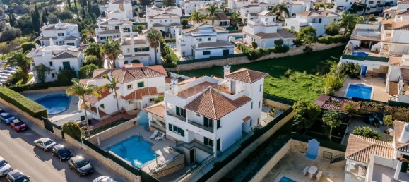 4 bedrooms Villa in Albufeira, Portugal No. 102710 43