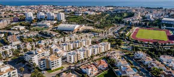 4 bedrooms Villa in Albufeira, Portugal No. 102710 40