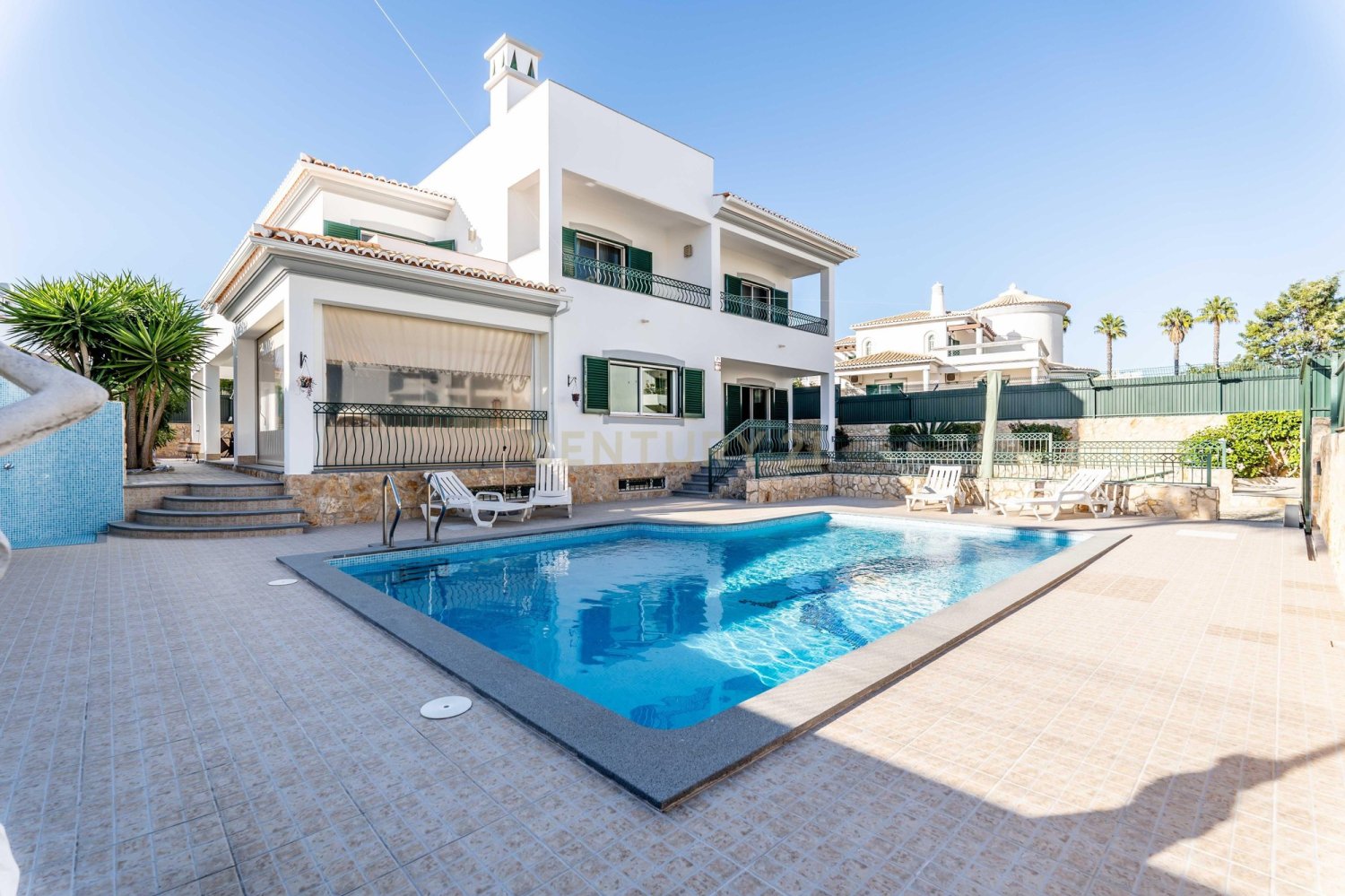 4 bedrooms Villa in Albufeira, Portugal No. 102710