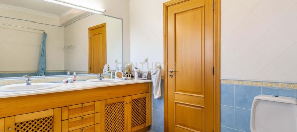 4 bedrooms Villa in Albufeira, Portugal No. 102710 4