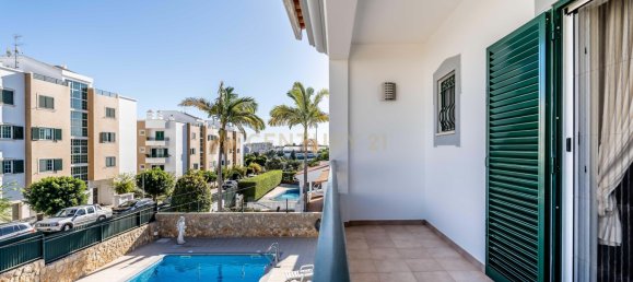 4 bedrooms Villa in Albufeira, Portugal No. 102710 5