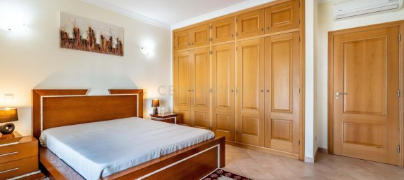 4 bedrooms Villa in Albufeira, Portugal No. 102710 20