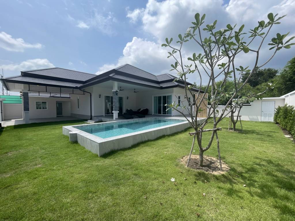 3 Schlafzimmer Villa in Hua Hin, Thailand, Nr. 19687