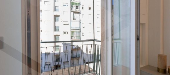 2غرفة شقة في Milan, Italy رقم 242040 4