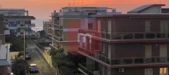 Квартира с 2 комнатами в Помеция, Италия № 205803 26