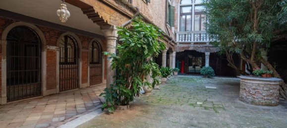 11-salle Penthouse à Venice, Italy No. 159449 26