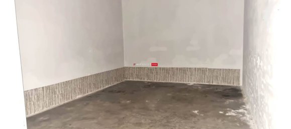 27m² Garage in Grottaglie, Italy No. 175730 3