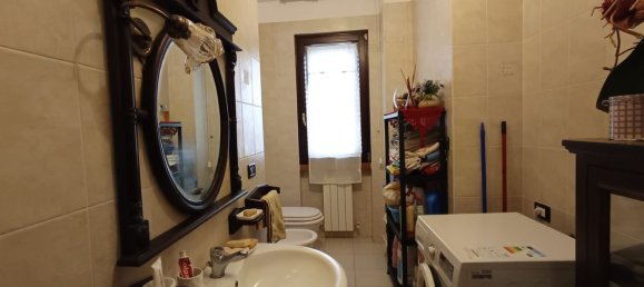 Casa de 3 habitaciónes en San Severo, Italy No. 19934 20