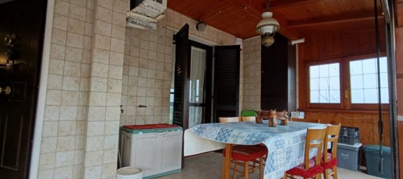 Casa de 3 habitaciónes en San Severo, Italy No. 19934 3