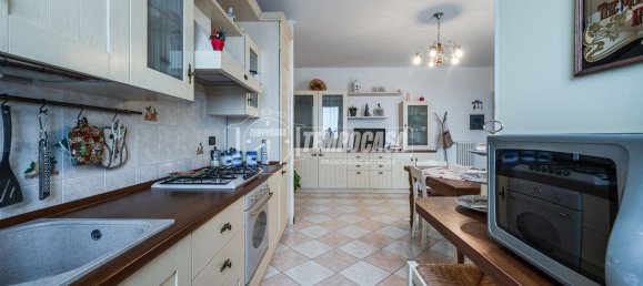 3 rooms Apartment in Savignano sul Panaro, Italy No. 301961 7