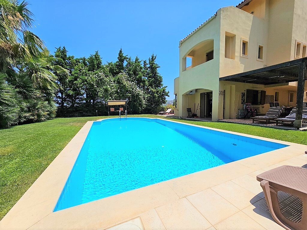 250m² Villa in Heraklion, Greece No. 3074