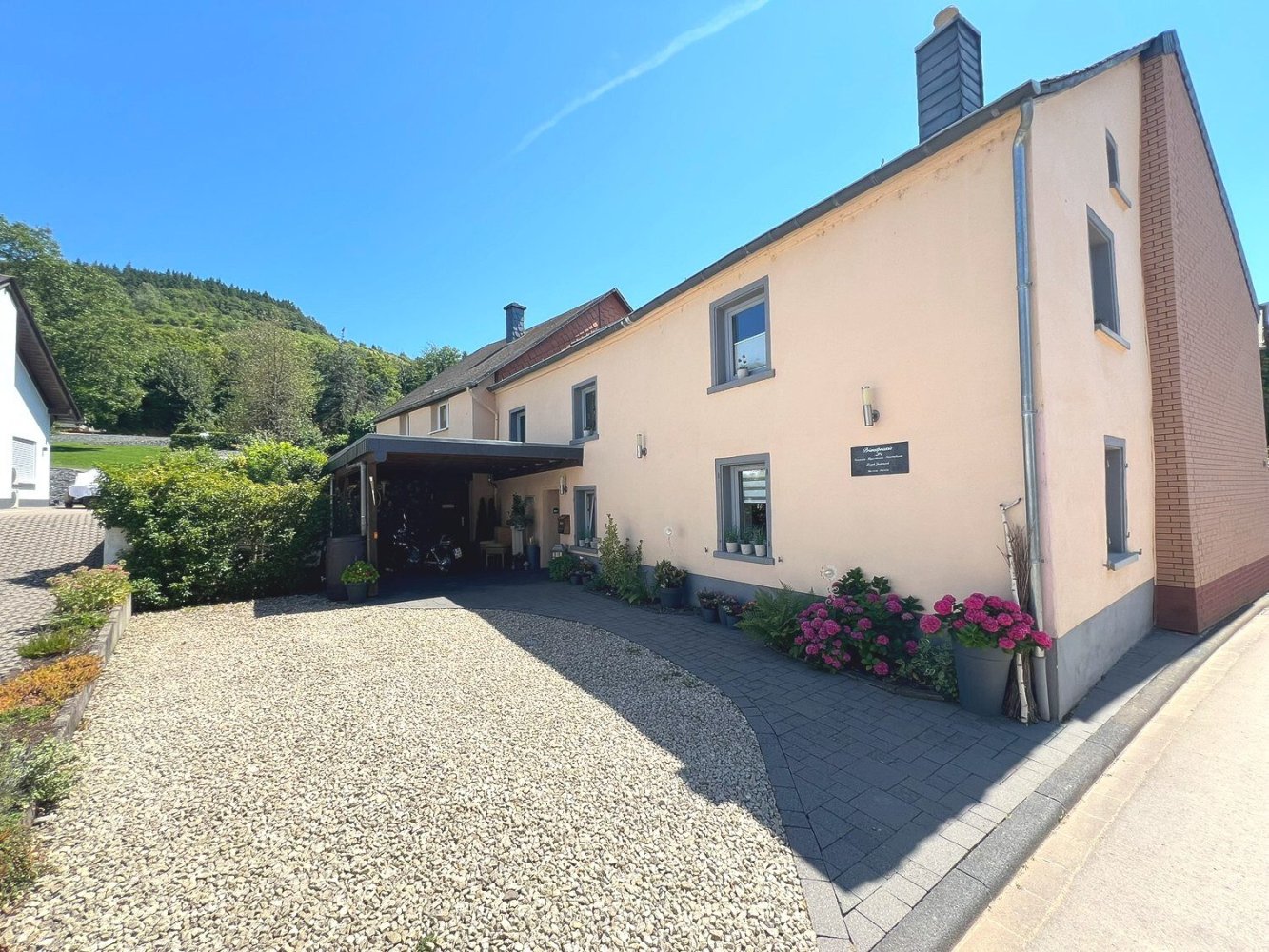 3 chambres Maison de ville à Trier-Saarburg, Germany No. 183770