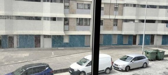 73m² Commercial property in Porto, Portugal No. 150074 2