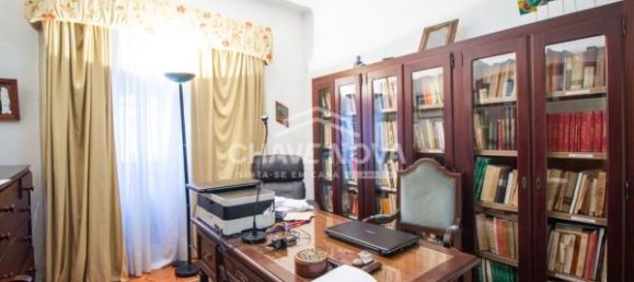 7 bedrooms House in Matosinhos, Portugal No. 58985 11