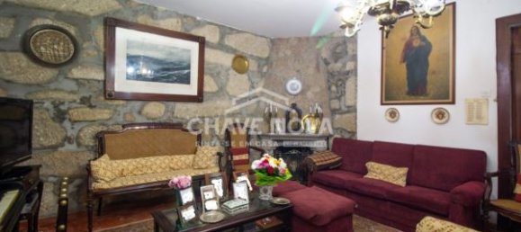 7 bedrooms House in Matosinhos, Portugal No. 58985 2