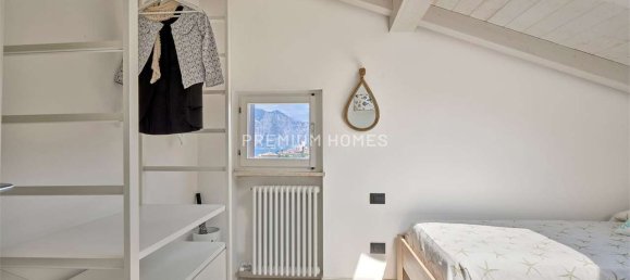 2 bedrooms Penthouse in Malcesine, Italy No. 370634 19